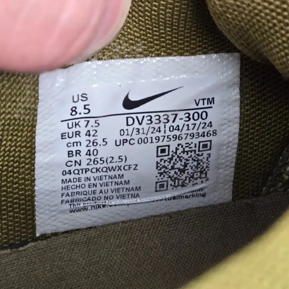 Nike Mens 8.5 Air Max DN Olive Flak Green Casual Athletic Sneaker DV3337-300